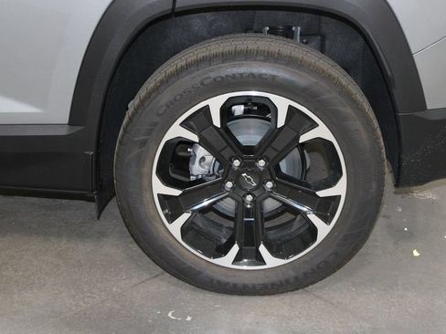 New 2026 Chevrolet Equinox LT w/ Convenience Package II AWD/4WD image 55