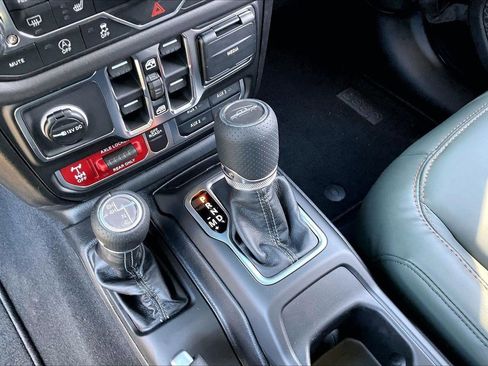 New 2026 Jeep Gladiator Mojave AWD/4WD image 28