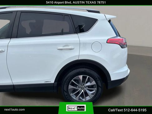 Used 2018 Toyota RAV4 XLE image 13