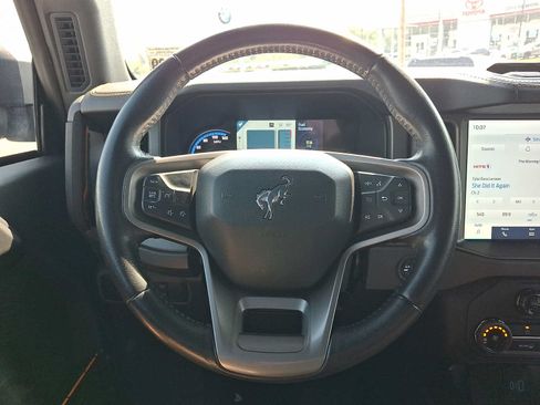 Used 2024 Ford Bronco Badlands AWD/4WD image 18