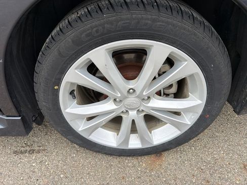 Used 2013 Subaru Legacy 2.5i Premium w/ All-Weather Pkg AWD/4WD image 8
