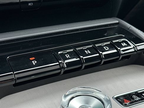 New 2026 Lincoln Navigator Reserve w/ Jet Appearance Package AWD/4WD image 22