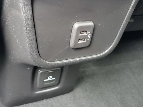 Certified 2023 GMC Terrain SLT AWD/4WD image 12