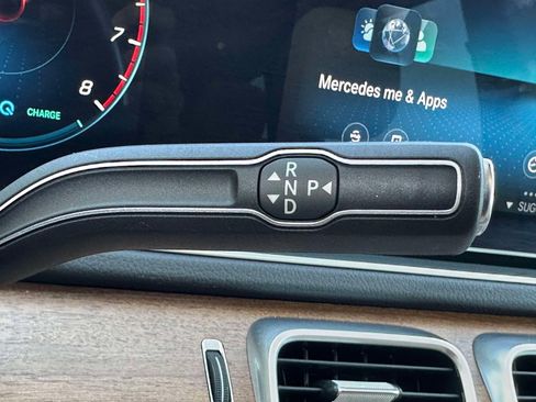 Used 2023 Mercedes-Benz GLS 450 4MATIC image 17