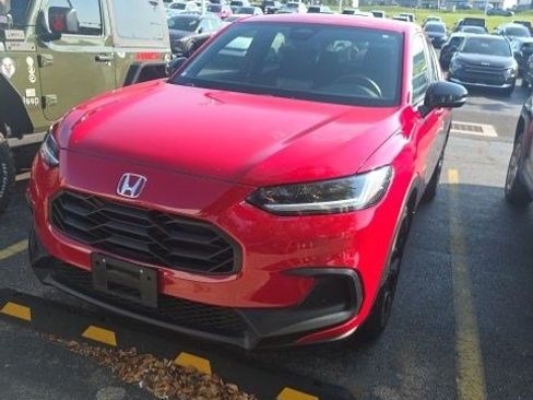 Used 2025 Honda HR-V Sport image 1