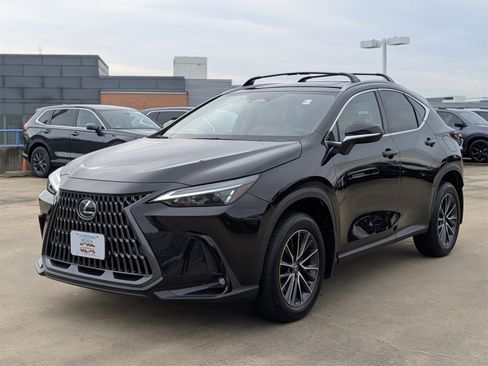 Used 2025 Lexus NX 350 AWD image 3