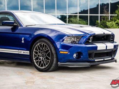 Used 2013 Ford Mustang Shelby GT500 RWD image 59