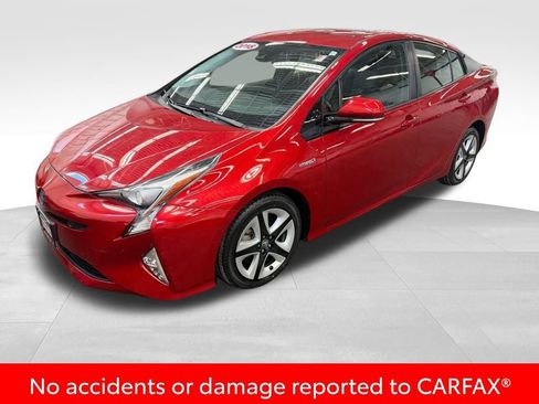 Certified 2018 Toyota Prius Four Touring image 5