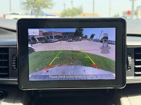 Used 2020 Ford Explorer Limited RWD image 18