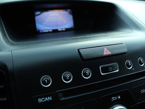 Used 2016 Honda CR-V LX image 24