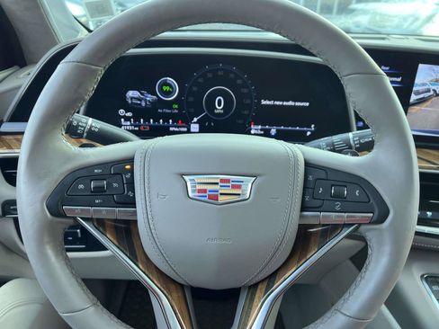 Certified 2023 Cadillac Escalade Sport Platinum image 28