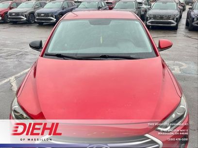 Used 2017 Hyundai Elantra SE