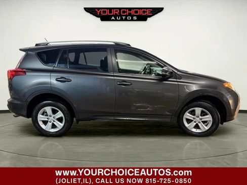 Used 2013 Toyota RAV4 XLE image 9