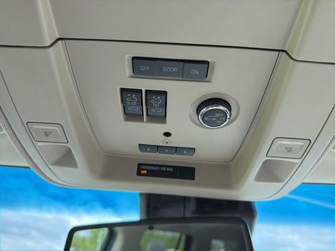 Used 2020 GMC Yukon Denali w/ Open Road Package AWD/4WD image 45