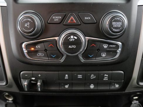 Used 2016 RAM 2500 Power Wagon w/ Luxury Group AWD/4WD image 28