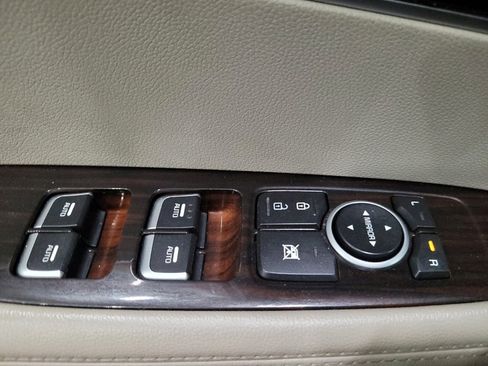 Used 2019 Kia Sorento FWD image 26