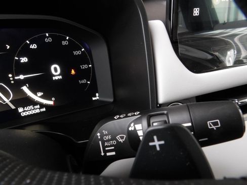 New 2026 Mitsubishi Outlander SEL image 37