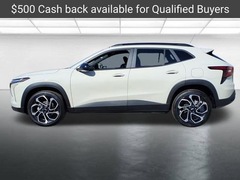 New 2026 Chevrolet Trax RS w/ Driver Confidence Package image 2