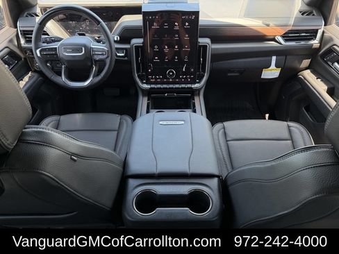 New 2026 GMC Yukon XL Denali w/ Denali Reserve Package AWD/4WD image 10