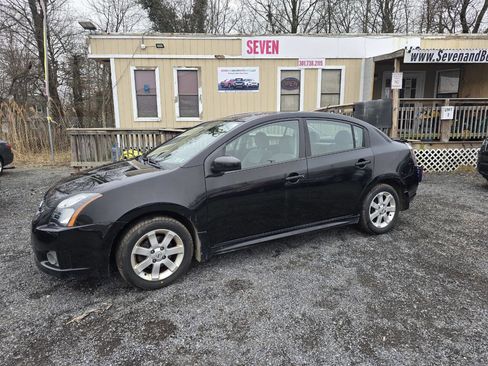 Used 2010 Nissan Sentra 2.0 SR w/ Convenience Pkg image 2
