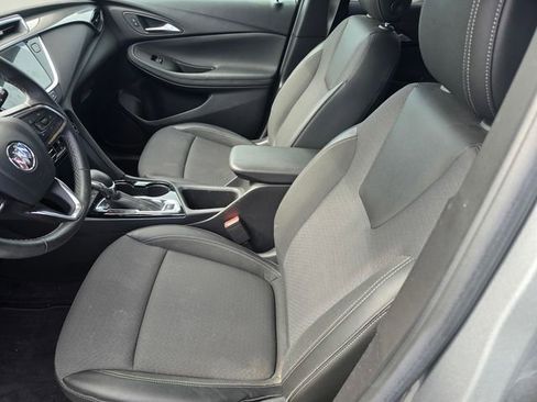 Used 2023 Buick Encore GX Select image 19