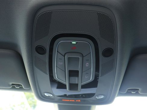 Used 2020 Audi A4 2.0T Premium w/ Convenience Package image 21