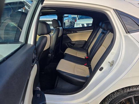 Used 2018 Honda Civic Sport Touring image 9