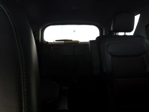 Used 2022 Ford Explorer XLT w/ Equipment Group 202A AWD/4WD image 30