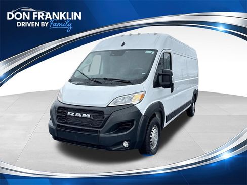 Used 2024 RAM ProMaster 2500 w/ Convenience Group FWD image 1