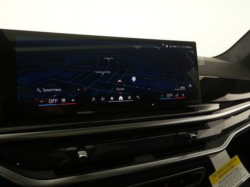 Used 2026 BMW X7 xDrive40i w/ M Sport Package image 23