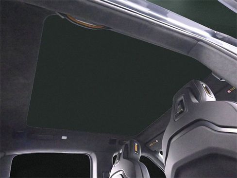 Used 2022 Rivian R1T Launch Edition image 22