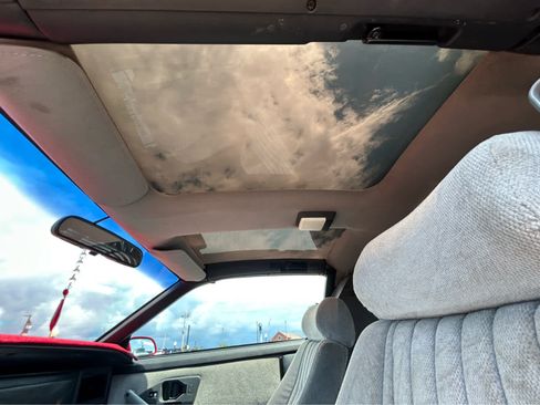 Used 1991 Pontiac Firebird Coupe RWD image 9
