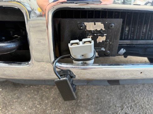 Used 2008 Ford F550 2WD Regular Cab Super Duty image 17