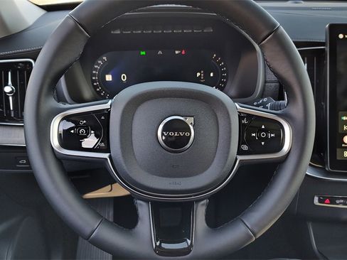 New 2026 Volvo XC90 B6 Ultra image 13