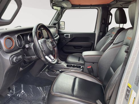 Used 2022 Jeep Gladiator Mojave w/ LED Lighting Group AWD/4WD image 18