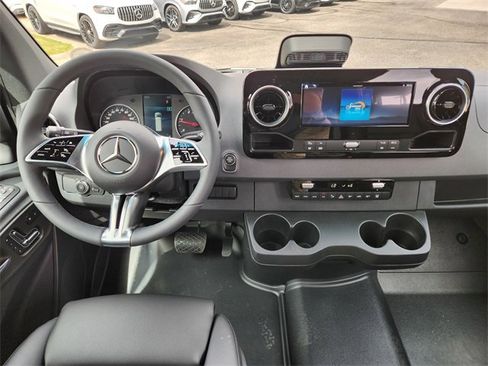 New 2025 Mercedes-Benz Sprinter 2500 image 16
