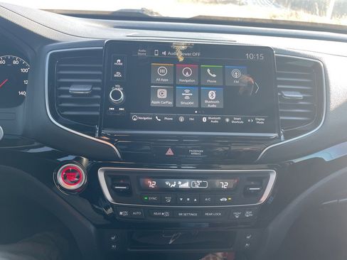 Used 2025 Honda Ridgeline Black Edition image 15