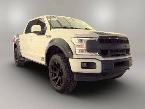 Used 2018 Ford F150 Lariat w/ Equipment Group 502A Luxury AWD/4WD image 4