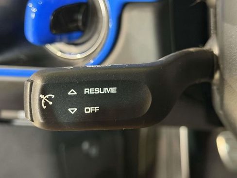 Used 2025 Porsche 718 Cayman GTS RWD image 35