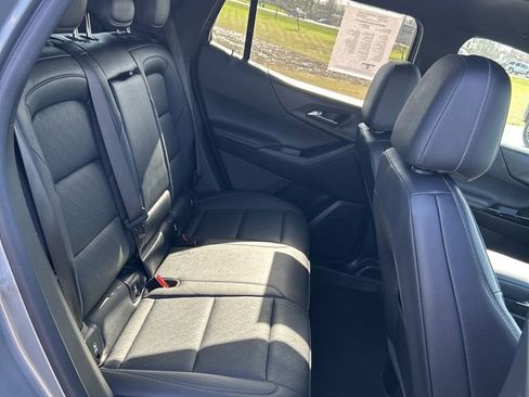 Used 2025 Chevrolet Equinox LT w/ Convenience Package II image 54