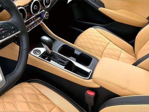 New 2025 Nissan Sentra SV w/ SV Premium Package image 8