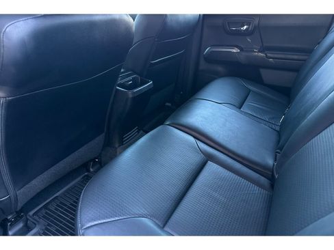 Certified 2021 Toyota Tacoma Limited image 13