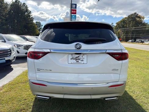 Certified 2022 Buick Enclave Premium image 10