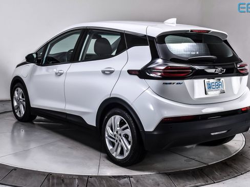 Used 2023 Chevrolet Bolt LT w/ Driver Confidence Package image 4