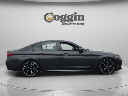 Used 2023 BMW M550i xDrive AWD/4WD image 6