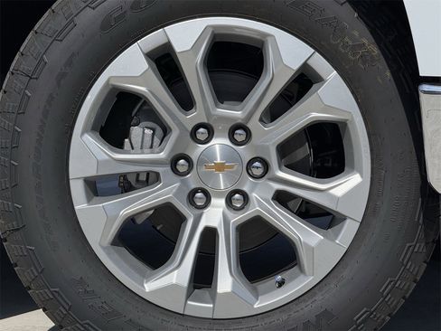 New 2026 Chevrolet Silverado 1500 LTZ w/ LTZ Premium Texas Edition image 9