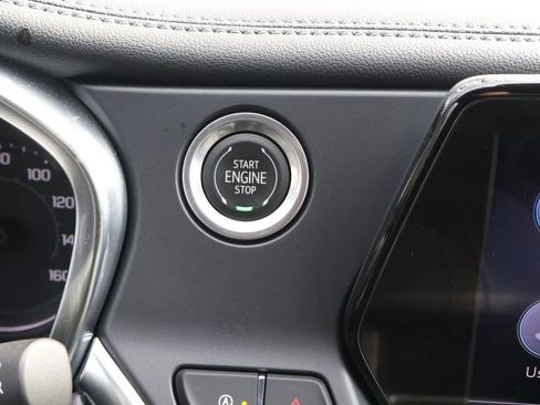 Certified 2022 Chevrolet Blazer LT w/ Sound & Technology Package image 30