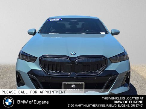 Used 2024 BMW 530i xDrive w/ M Sport Package AWD/4WD image 8
