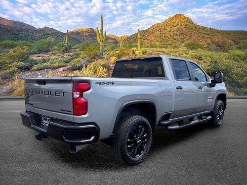 Used 2025 Chevrolet Silverado 2500 Custom w/ Custom Value Package AWD/4WD image 4