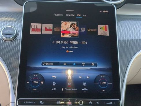 Used 2024 Mercedes-Benz CLE 300 4MATIC Coupe image 17
